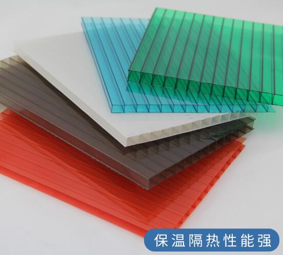 PC阳光板保温隔热性能强.jpg